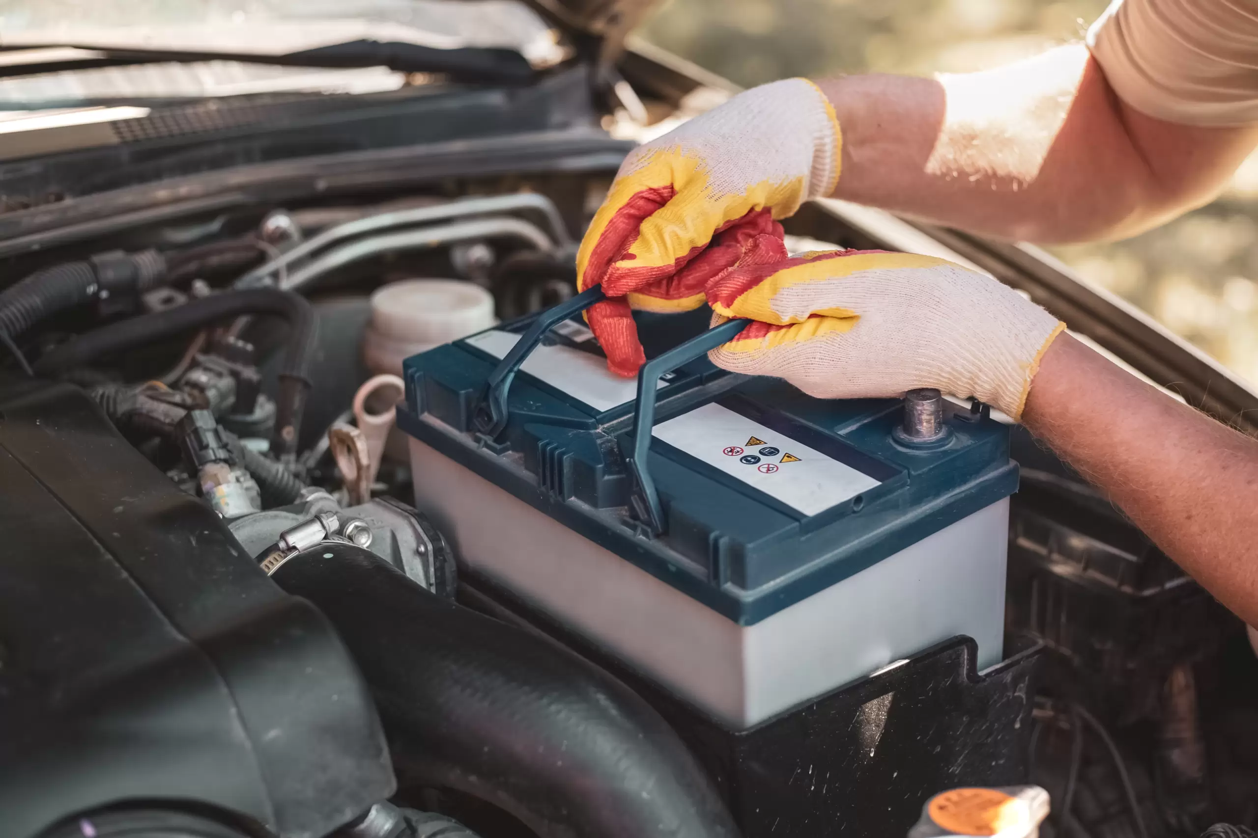 Bateria do Carro: Descubra Como Evitar Problemas e Prolongar Sua Vida Útil